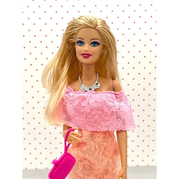 Barbie Doll‎ Lot of 5 Dolls 1999-2015 Fully Clothed with Accessories Super Cute! - Picture 9 of 16